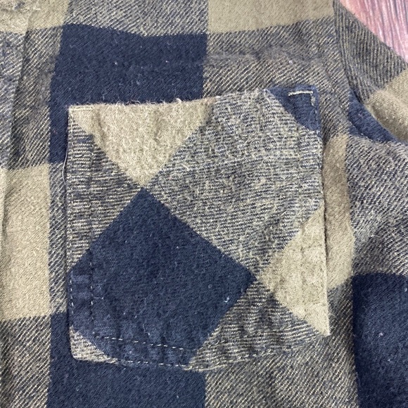 Green Plaid Flannel - Picture 2 of 10